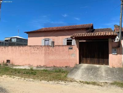 Casa para Venda, em Araruama, bairro So Vicente de Paulo, 2 dormitrios, 1 banheiro, 1 sute, 3 vagas