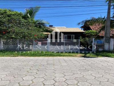 Casa para Venda, em Florianpolis, bairro Rio Vermelho, 2 dormitrios, 1 banheiro, 1 vaga