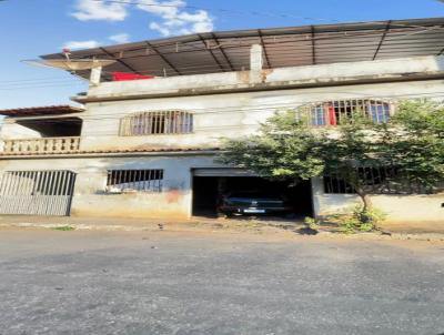 Casa para Venda, em Itanhomi, bairro Centro, 4 dormitrios, 2 banheiros, 1 vaga