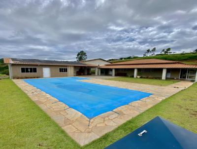 Casa de Campo para Venda, em Pedra Bela, bairro Limas, 3 dormitrios, 3 banheiros, 1 sute, 3 vagas