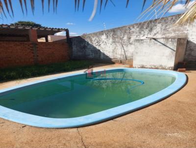 Casa para Venda, em Presidente Prudente, bairro NOVO BONGIOVANI, 3 dormitrios, 1 banheiro, 2 vagas