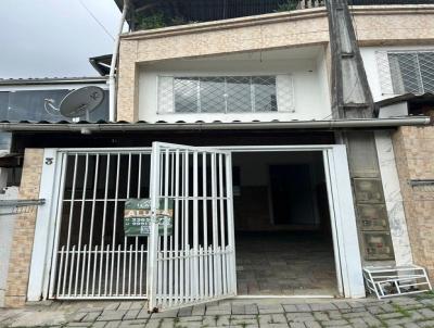 Sobrado para Venda, em Cambori, bairro Areias, 2 dormitrios, 1 banheiro, 1 vaga