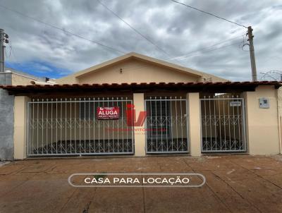 Casa para Locao, em Quirinpolis, bairro Centro, 2 dormitrios, 1 banheiro, 1 vaga