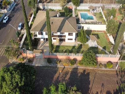 Casa para Venda, em Laranjeiras do Sul, bairro Centro, 4 dormitrios, 2 banheiros, 2 sutes, 3 vagas