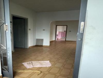Casa para Venda, em , bairro centro, 2 dormitrios, 3 banheiros, 3 vagas
