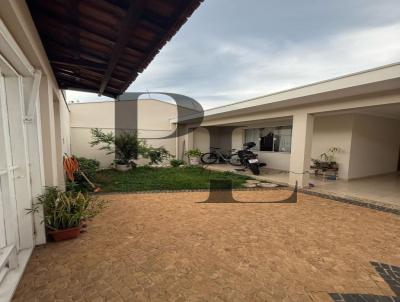 Casa para Venda, em Rio Claro, bairro JARDIM FLORIDIANA, 3 dormitrios, 2 banheiros, 1 sute, 4 vagas