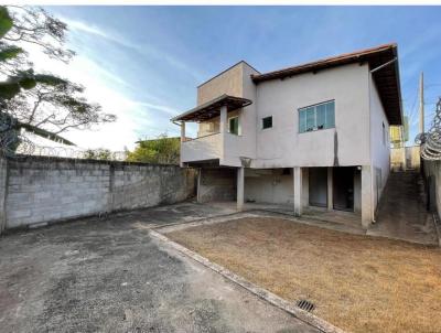 Casa para Venda, em Itabirinha de Mantena, bairro Recanto da Mata, 3 dormitrios, 1 banheiro, 1 sute, 4 vagas