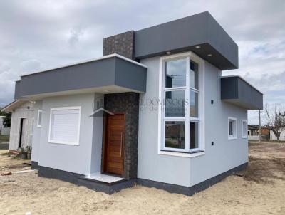 Casa de Praia/Nova para Venda, em Balnerio Arroio do Silva, bairro Golfinhos, 2 dormitrios, 1 banheiro, 1 sute
