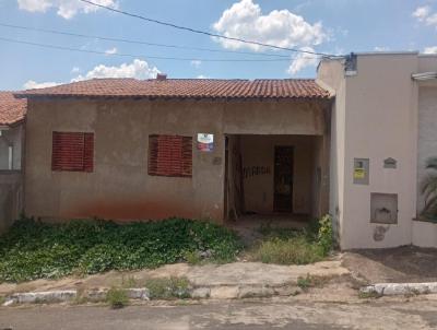 Casa para Venda, em Alfenas, bairro Residencial Oliveira, 2 dormitrios, 1 banheiro, 1 vaga