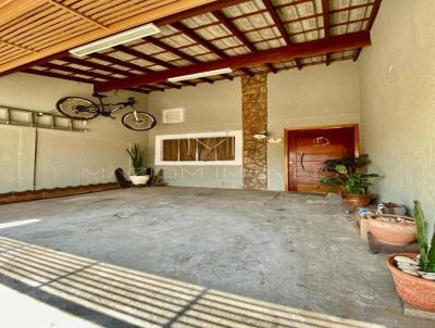 Casa para Venda, em Jundiaí, bairro Fazenda Grande, 3 dormitórios, 2 banheiros, 2 vagas