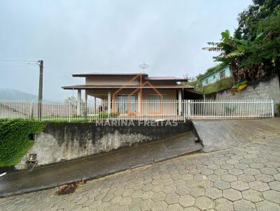 Casa para Venda, em Presidente Getlio, bairro Revlver, 2 dormitrios, 1 banheiro, 1 vaga