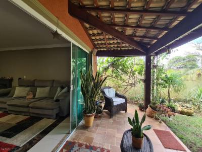 Casa para Venda, em Atibaia, bairro Vila Petrpolis, 4 dormitrios, 5 banheiros, 2 sutes, 2 vagas