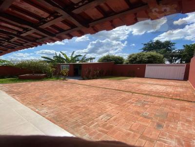 Casa para Venda, em Presidente Prudente, bairro Parque Shiraiwa, 2 dormitrios, 1 banheiro, 2 vagas