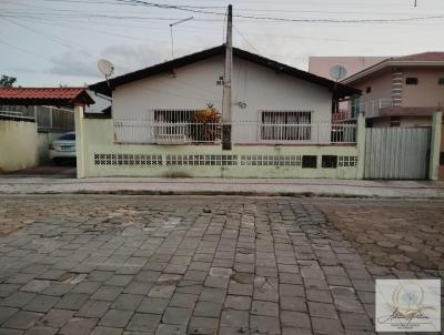 Casa para Venda, em Barra Velha, bairro So Cristovo, 4 dormitrios, 2 banheiros, 2 vagas