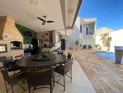Casa para Venda, em Rio Claro, bairro BELA VISTA, 3 dormitórios, 3 banheiros, 1 suíte, 2 vagas
