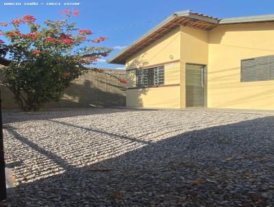Casa 2 dormitórios para Venda, em Lucas do Rio Verde, bairro Cidade Nova, 2 dormitórios, 1 banheiro, 1 vaga