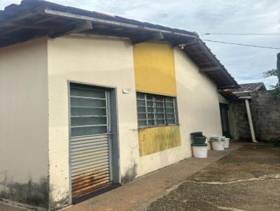 Casa para Venda, em Nova Mutum, bairro Flor do pequi, 2 dormitrios, 1 banheiro