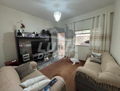 Casa para Venda, em , bairro Jardim Luiza, 3 dormitrios, 1 banheiro, 1 sute, 2 vagas