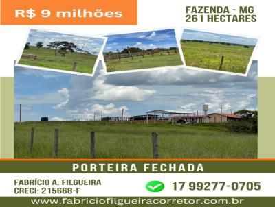 Fazenda para Venda, em Campina Verde, bairro Zona Rural, 2 dormitrios, 2 banheiros, 1 sute