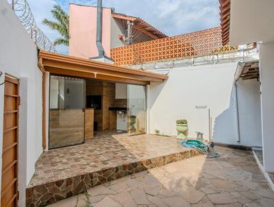 Casa para Locao, em Porto Alegre, bairro Guaruj, 3 dormitrios, 2 banheiros, 2 vagas