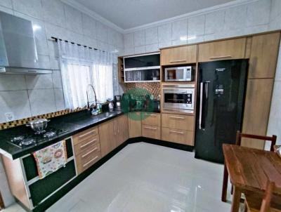 Casa para Venda, em Mogi das Cruzes, bairro Residencial Colinas, 3 dormitrios, 3 banheiros, 2 vagas