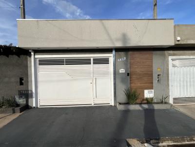 Casa para Venda, em Lins, bairro Bom Viver IV, 2 dormitórios, 1 banheiro, 2 vagas