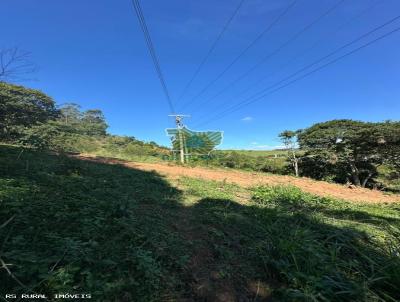 Granja para Venda, em Juiz de Fora, bairro Cachoeirinha, 3 dormitrios, 1 banheiro