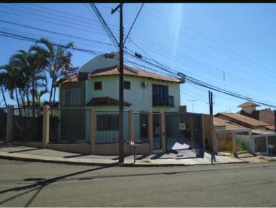 Sobrado para Venda, em Camb, bairro Jardim Itlia, 3 dormitrios, 2 banheiros, 1 sute, 2 vagas