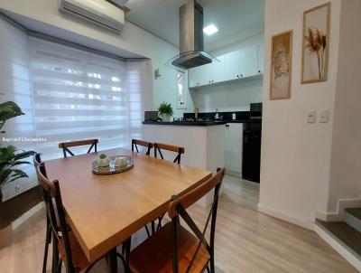 Casa para Venda, em Gramado, bairro Planalto, 2 dormitrios, 3 banheiros, 2 sutes, 1 vaga