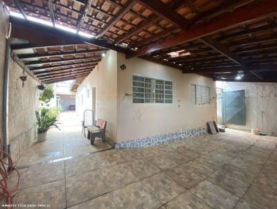 Casa para Venda, em Araraquara, bairro Jardim Roberto Selmi Dei, 4 dormitrios, 2 banheiros, 2 vagas