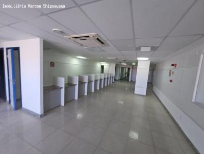 Prédio para Locação, em Salvador, bairro Liberdade, 21 banheiros, 16 vagas