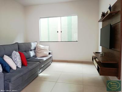 Casa para Venda, em Par de Minas, bairro Santo Antnio, 2 dormitrios, 3 banheiros, 1 sute, 3 vagas