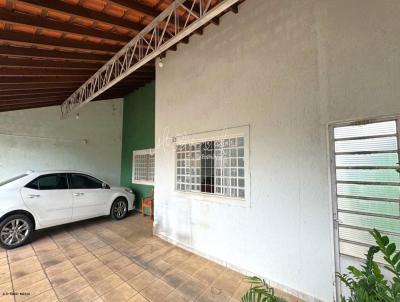 Casa para Venda, em , bairro Jardim Lavnia, 3 dormitrios, 2 banheiros, 3 vagas