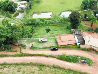 Chácara para Venda, em , bairro ZONA RURAL, 3 dormitórios, 2 banheiros, 1 suíte, 4 vagas