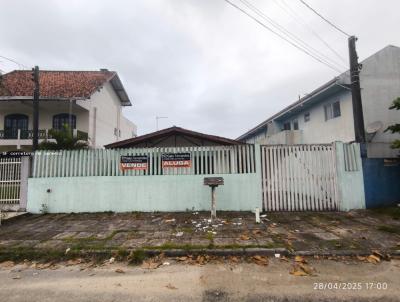 Casa para Locação, em Matinhos, bairro Bairro Betaras, 3 dormitórios, 1 banheiro, 3 vagas