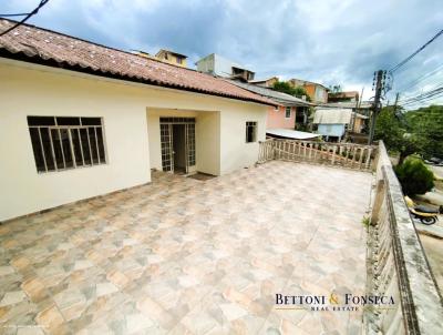 Casa para Venda, em Curitiba, bairro Pilarzinho, 5 dormitórios, 5 banheiros, 2 vagas