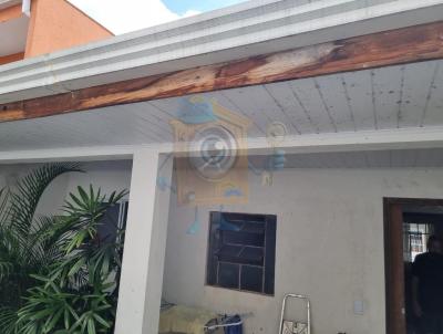Casa para Venda, em Curitiba, bairro Cidade Industrial, 2 dormitrios, 1 banheiro, 2 vagas