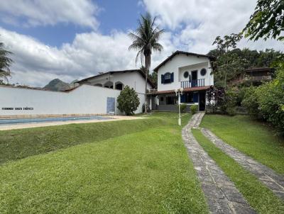 Casa em Condomnio para Locao, em Guapimirim, bairro Iconha, 3 dormitrios, 2 banheiros, 5 vagas