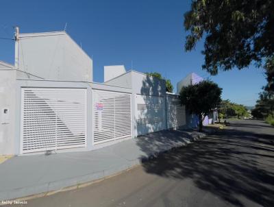 Casa para Venda, em Presidente Prudente, bairro Parque Shiraiwa, 3 dormitrios, 2 banheiros, 1 sute, 2 vagas