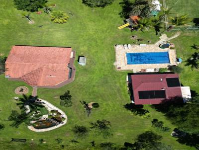 Fazenda para Venda, em Corumb de Gois, bairro Centro, 5 dormitrios, 4 banheiros, 3 sutes
