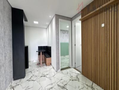 Apartamento para Locação, em Curitiba, bairro Santa Quitéria, 2 dormitórios, 1 banheiro, 1 suíte, 1 vaga