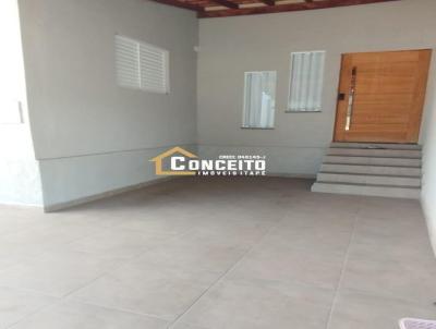 Casa para Locação, em Itapetininga, bairro Vila Belo Horizonte, 2 dormitórios, 1 banheiro, 2 vagas