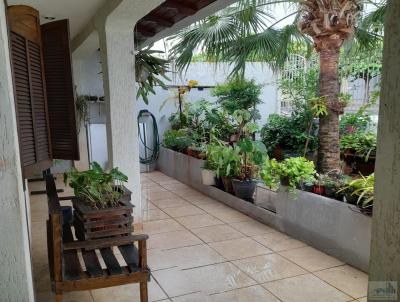Casa para Venda, em Londrina, bairro Giovani Lunardelli, 3 dormitórios, 3 banheiros, 1 suíte, 1 vaga