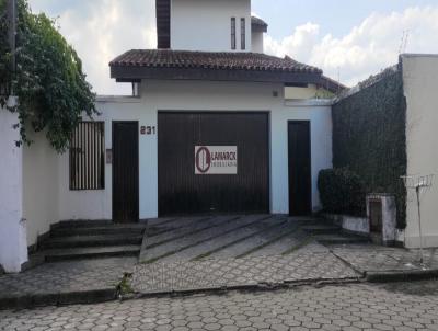 Casa para Locao, em Lorena, bairro Cruz, 5 dormitrios, 3 banheiros, 3 sutes, 2 vagas