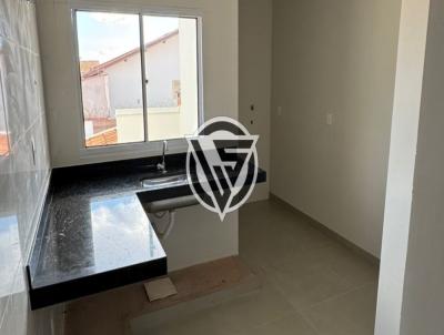 Apartamento para Venda, em Araguari, bairro Portal do Cerrado III, 3 dormitórios, 1 banheiro, 1 vaga