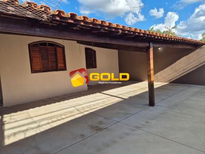 Casa para Venda, em Uberlndia, bairro Cidade Jardim, 3 dormitrios, 2 banheiros, 1 sute, 4 vagas