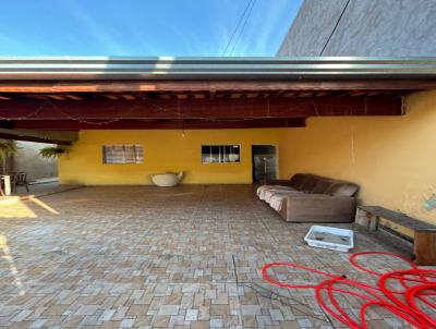 Casa para Venda, em Votorantim, bairro Jardim Tatiana, 3 dormitórios, 1 banheiro, 2 vagas
