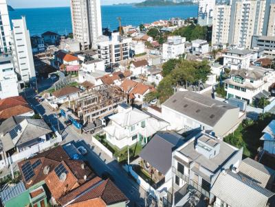 Casa para Venda, em Balneário Piçarras, bairro Centro, 2 dormitórios, 3 banheiros, 1 suíte, 4 vagas