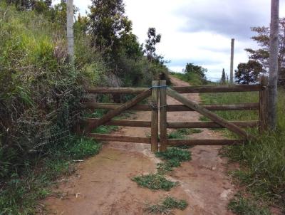 Granja para Venda, em Juiz de Fora, bairro Monte Verde