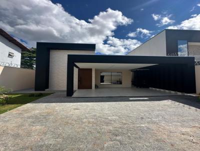Casa para Venda, em Montes Claros, bairro Barcelona Parque, 3 dormitórios, 2 banheiros, 1 suíte, 2 vagas